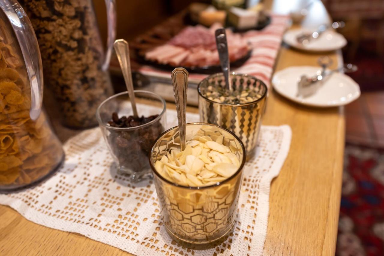 호텔 아 로이엘 리크위르 외부 사진